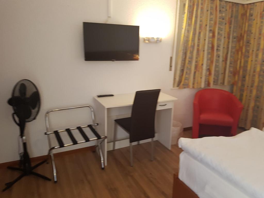 Motel Des Sports Martigny Exterior foto