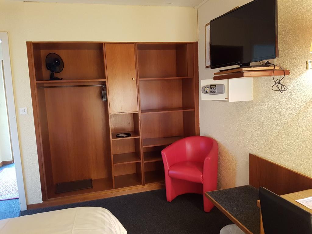 Motel Des Sports Martigny Exterior foto