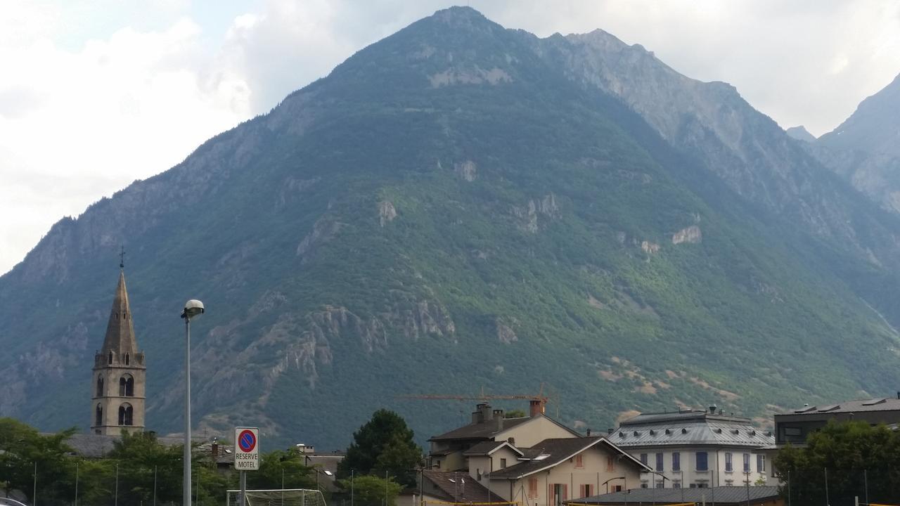 Motel Des Sports Martigny Exterior foto