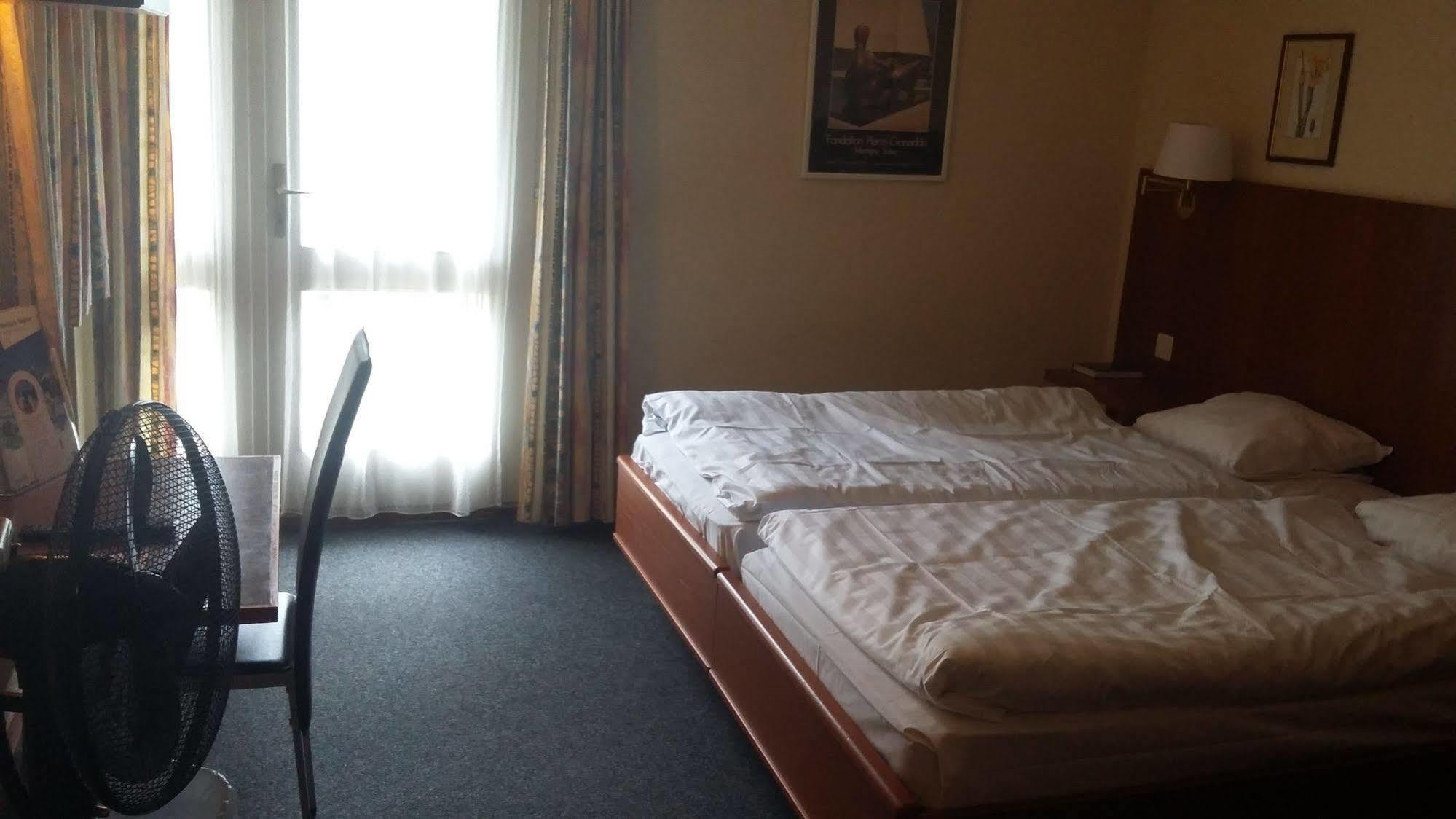 Motel Des Sports Martigny Exterior foto